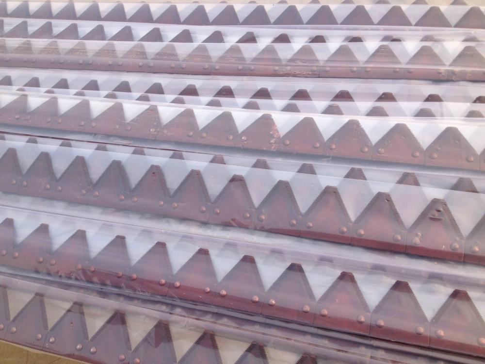 4A1051 (M1-2VD3) Grain head cutter bar knife section for Combine harvester(图7)